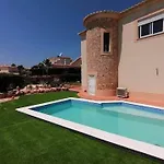 Santos וילה